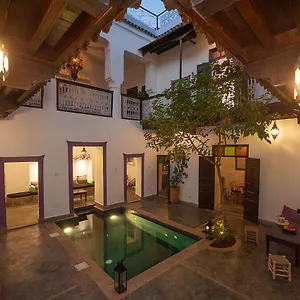  Holiday home Dar Le Fennec