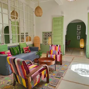  Holiday home Dar Dabakech, Proche Jemma El Fna, Souk, Centre Medina, Entier De 2 A 6 Personnes